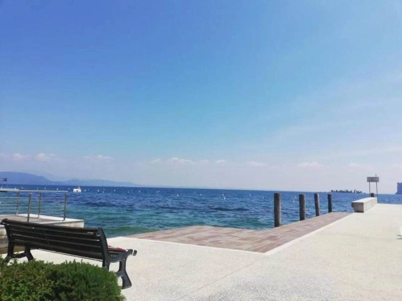 Dolce Lago B&B San Felice del Benaco 0*,  Ιταλία